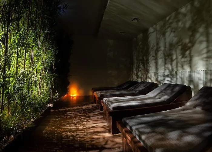 Tnr & Hotel 3*