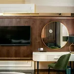 Ξενοδοχείο Tnr & 3*