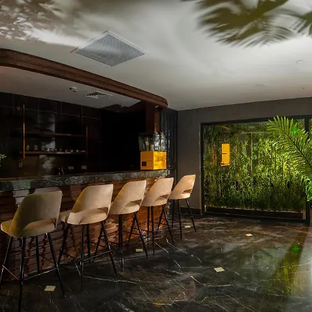 Ξενοδοχείο Tnr &