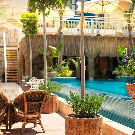 Tnr Otel&spa Kusadası